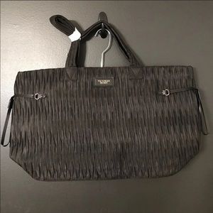 SOLD Victoria’s secret tote bag NWT